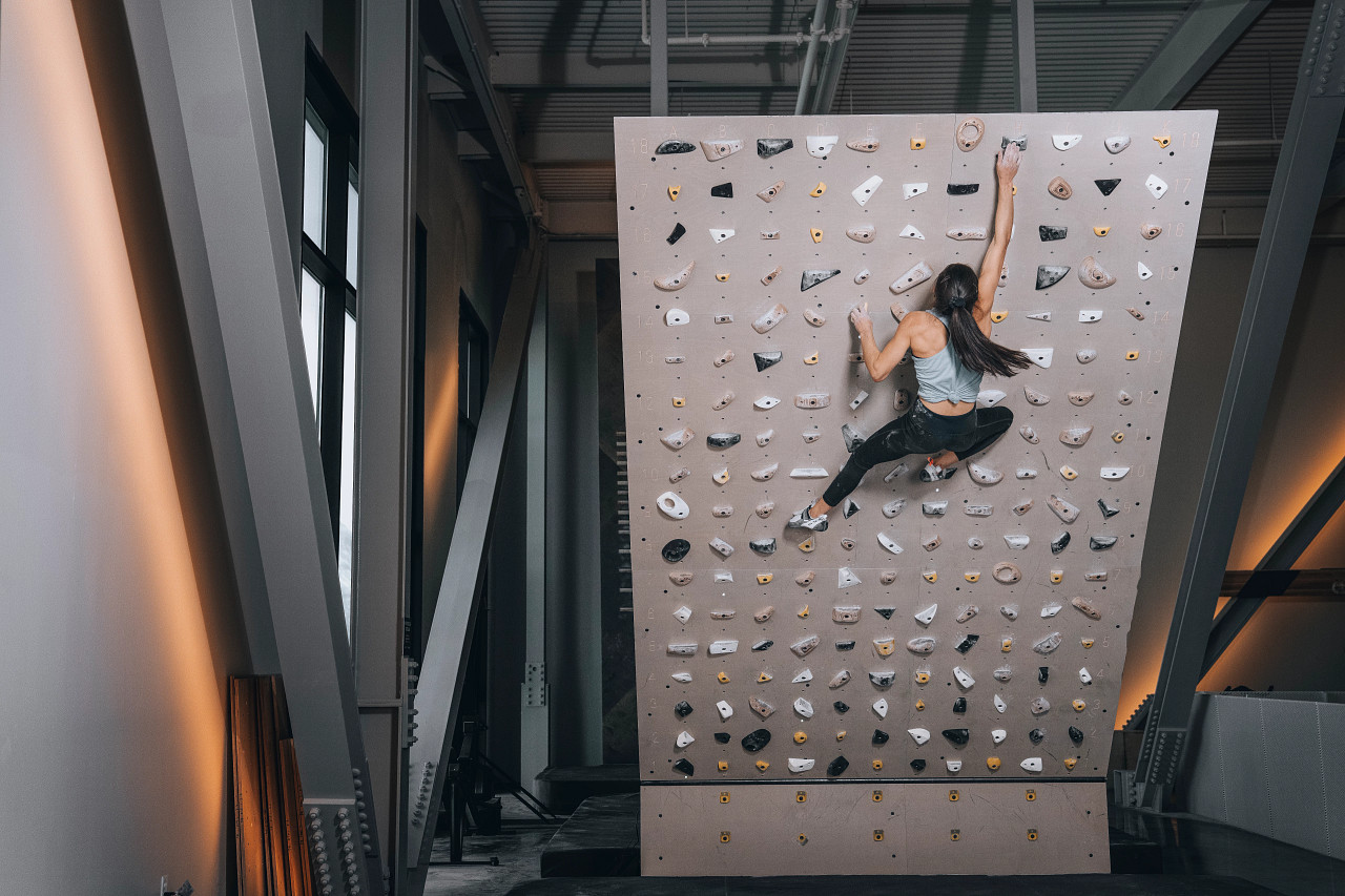 Black Diamond Cris Adams