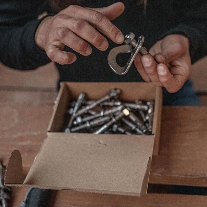 Fixe 316L Expansion Bolt Ø10x70 mm + Hanger Paket Expansionsbolzen + Platte