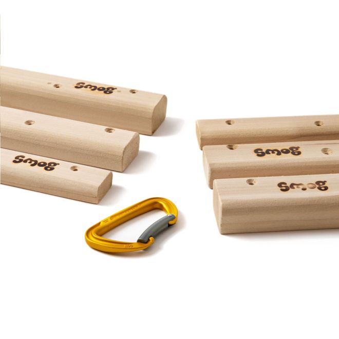 Smog 6-pack Pan Gullich holds