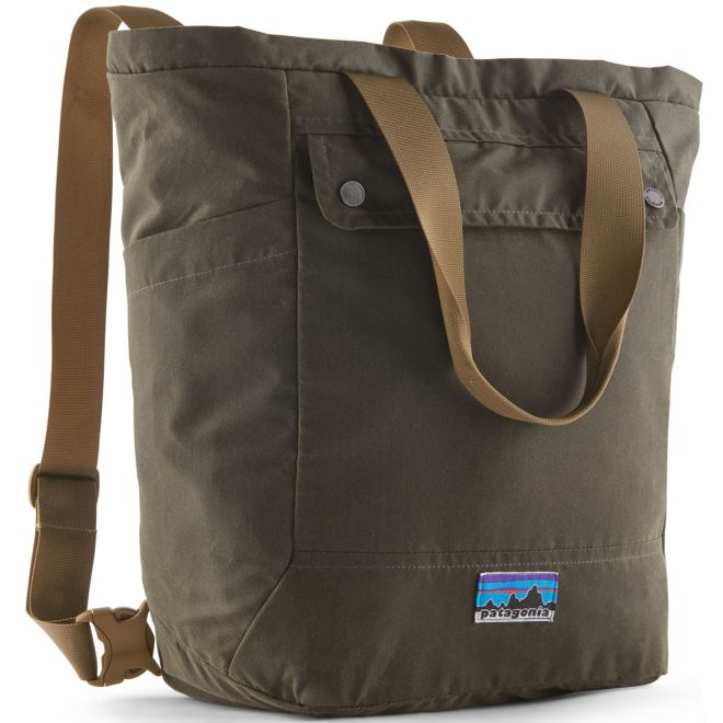 【美品】Patagonia 12-18M Patagonia Refugito 12L Day Pack - Kids' - Hike & Camp