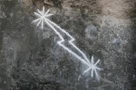 Il fulmine disegnato con la magnesite da Ron kauk