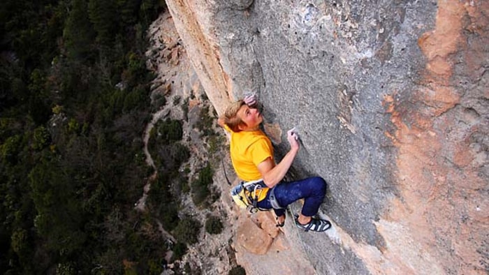 Megos su Estado Critico arrampciata a vista www.havista.com