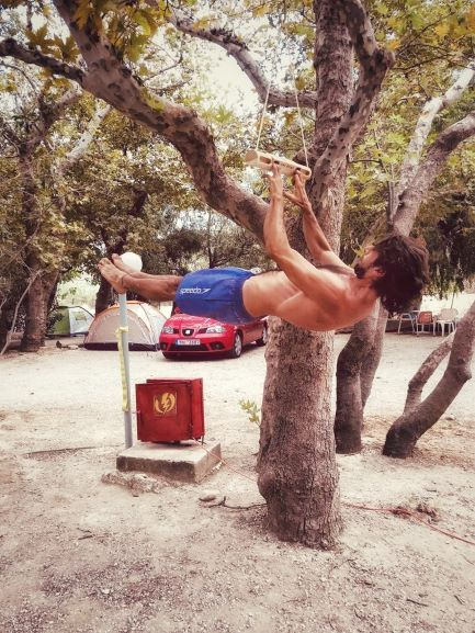 fornt lever su Portable di Owl Climb, Stefano Montecucco fornt lever su Portable di Owl Climb, Stefano Montecucco