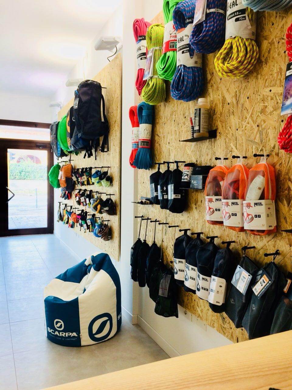 Negozio arrampicata Padova Oliunìd Negozio arrampicata Padova Oliunìd