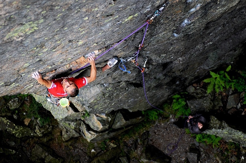 steve mcclure arrampicata hells wall foto keith sharples